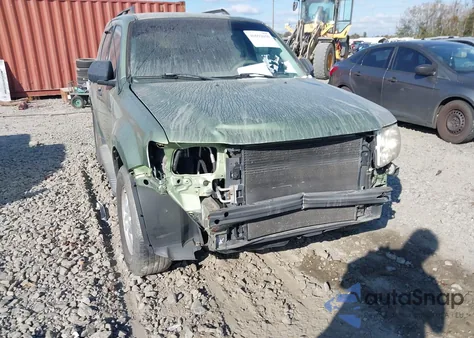 2008 Ford Escape Xls/Xls Manual из США, поврежденный, VIN 1FMCU02Z48KB00157